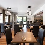 Des Trois Massifs Hotel Claix (Isere)