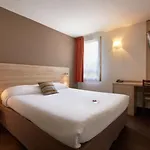 Des Trois Massifs Hotel