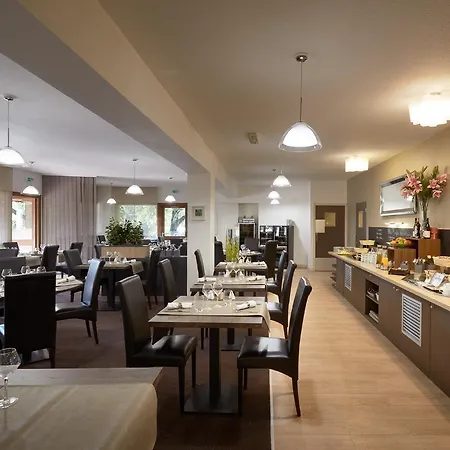 Hotel Logis Des Trois Massifs Claix (Isere)