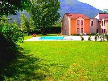 Des Trois Massifs Hotel 3*