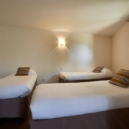 Hotell Des Trois Massifs 3*