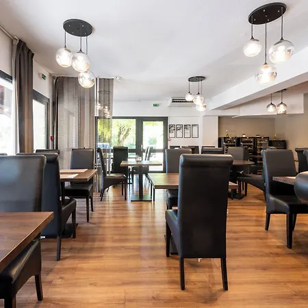 Des Trois Massifs, Grenoble Sud Hotel 3*